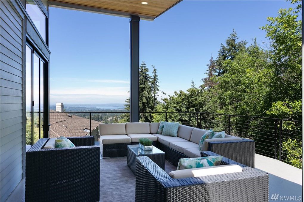 Interior view 9 of China Creek Lot 219.